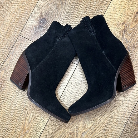 NWOB Sam Edelman Agnes Black Suede Western Bootie Size 8 1/2 - Picture 3 of 10